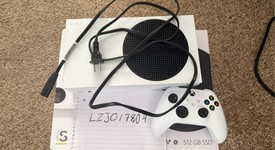 Good
													Xbox Series S (2020) - White, 512 GB, photo 3 of 5
