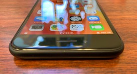 Good
													Apple iPhone 7 - Verizon, Black, 32 GB, A1660, photo 5 of 7