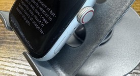 Good
													Apple Watch SE 1st Gen 44mm - Unlocked, Silver, A2354 - Cellular, Aluminum, photo 5 of 7