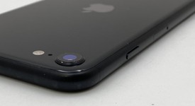 Good
													Apple iPhone SE 2nd Gen 2020 - Unlocked, Black, 64 GB, A2275, photo 4 of 9