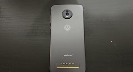 Mint
													Moto Z4 - Verizon, Gray, 128 GB, 4 GB, photo 6 of 6