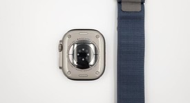 Good
													Apple Watch Ultra 2 49mm - Unlocked, Natural, A2986, photo 2 of 7