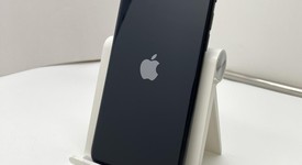 Fair
													Apple iPhone SE 3rd Gen 2022 - Unlocked, Midnight, 64 GB, A2595, photo 3 of 14