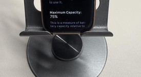 Good
													Apple Watch SE 1st Gen 40mm - Unlocked, Gold, A2353 - Cellular, Aluminum, photo 4 of 8