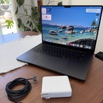 Mint MacBook Pro Late 2023 (M3) - 16 inch - 1 TB, Black, 64 GB, Apple M3 Max 16-core, 40-core GPU