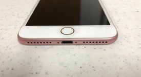 Fair
													Apple iPhone 7 Plus - Unlocked, Rose Gold, 32 GB, A1661, photo 3 of 4