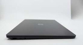 Good
													Microsoft Surface Laptop 3 - I5, Black, 256 GB, 8 GB, 13.5", photo 5 of 7