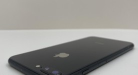 Good
													Apple iPhone 8 Plus - Unlocked, Gray, 256 GB, A1864, photo 5 of 5