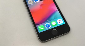 Good
													Apple iPhone SE 1st Gen 2016 - T-Mobile, Grey, 32 GB, A1662, photo 2 of 12