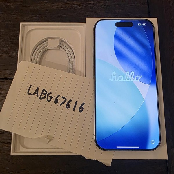 Apple iPhone 16 Pro - Unlocked, 256 GB, White, A3083