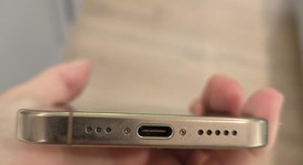 Mint
													Apple iPhone 16 Pro - AT&T, Desert, 128 GB, A3083, photo 4 of 33