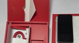 Good
													OnePlus Open - Unlocked, Black, 512 GB, 16 GB, photo 1 of 13