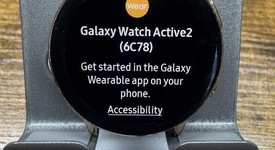 Good
													Samsung Galaxy Watch Active2 40mm - Unlocked, Gold, Stainless Steel, photo 1 of 5