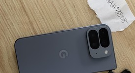 Mint
													Google Pixel 10 Pro Fold - Unlocked, Moonstone, 256 GB, GU0NP, photo 4 of 8