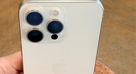 Good
													Apple iPhone 15 Pro Max - Xfinity, White, 512 GB, A2849, photo 4 of 10