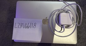 Fair
													MacBook Air 2020 - 13" - Apple M1, Silver, 256 GB, 8 GB, photo 5 of 5