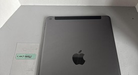 Good
													Apple iPad 9th Gen - Unlocked, Gray, 256 GB, A2603, photo 3 of 5