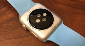 Good
													Apple Watch 1st Gen 42mm - Silver, 8 GB, A1554, Sport, photo 4 of 4
