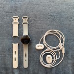 Mint Google Pixel Watch 4 - Unlocked, Silver, 45mm, LTE