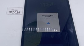 Good
													Apple iPad Pro 11" 3rd Gen 2021 - Unlocked, Gray, 256 GB, photo 1 of 9