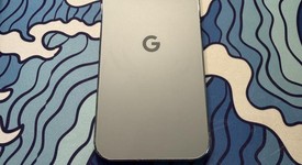 Good
													Google Pixel 9 Pro - Unlocked, Hazel, 256 GB, 16 GB, GR83Y, photo 3 of 12