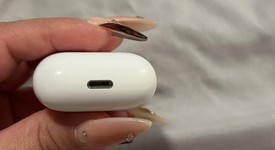 Used
													Apple AirPods 1st Gen - Lightning Case, photo 3 of 8