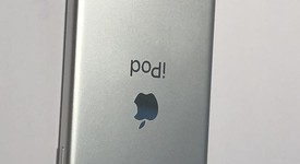 Mint
													Apple iPod Touch 7th Gen - Wi-Fi, Silver, 32 GB, photo 5 of 7