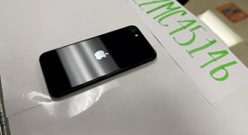 Mint
													Apple iPhone SE 3rd Gen 2022 - Unlocked, Midnight, 64 GB, A2595, photo 4 of 7