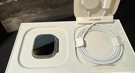 Good
													Apple Watch Ultra 49mm - Unlocked, Titanium, A2622, photo 2 of 16