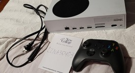 Good
													Xbox Series S (2020) - White, 512 GB, photo 4 of 9