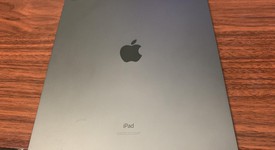 Good
													Apple iPad Pro 12.9" 4th Gen 2020 - Unlocked, Gray, 128 GB, A2069, photo 3 of 3