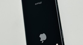 Good
													Apple iPhone Xr - Unlocked, Black, 64 GB, A1984, photo 3 of 9