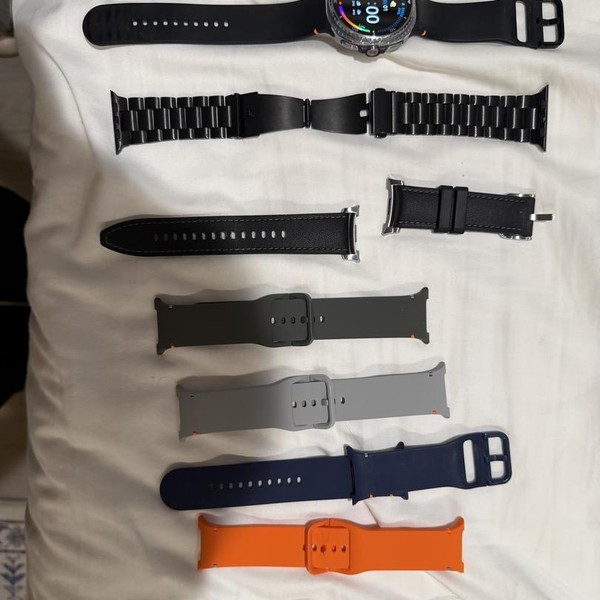 Samsung Galaxy Watch8 Classic - Wi-Fi, Black, SM-L500, 46mm