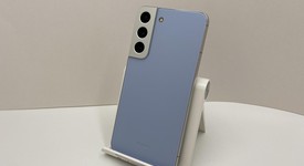 Good
													Samsung Galaxy S22 - Unlocked, Sky Blue, 128 GB, 8 GB, SM-S901U1, photo 3 of 5