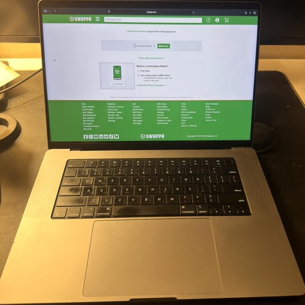 MacBook Pro 2021 - 16 inch - 512 GB, Gray, 16 GB, Apple M1 Pro 10-core