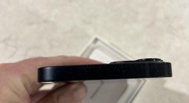 Mint
													Apple iPhone 13 - Unlocked, Midnight, 128 GB, A2482, photo 4 of 6