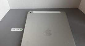 Good
													Apple iPad 9th Gen - Unlocked, Silver, 64 GB, A2603, photo 3 of 5