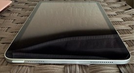 Good
													Apple iPad 10th Gen - Wi-Fi, Silver, 64 GB, A2696, photo 5 of 5