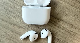 Used
													Apple AirPods 4th Gen - Active Noise Cancellation, photo 5 of 9