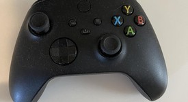 Mint
													Xbox Series X (2020) - Black, 1 TB, standard, photo 5 of 8