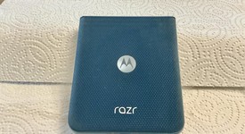 Mint
													Motorola Razr (2025) - Total by Verizon, Blue, 256 GB, 8 GB, photo 5 of 16