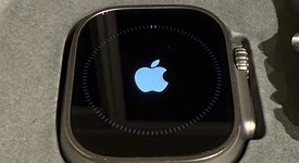 Mint
													Apple Watch Ultra 49mm - Unlocked, Titanium, A2622, photo 3 of 8