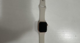 Mint
													Apple Watch SE 2nd Gen 40mm - T-Mobile, Starlight, A2726 - Cellular, Aluminum, photo 3 of 8