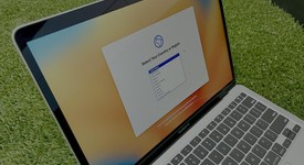 Fair
													MacBook Air 2020 - 13" - I5, Silver, 256 GB, 8 GB, photo 2 of 8