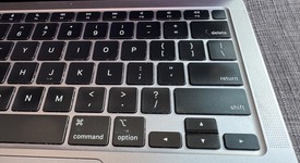 Good
													MacBook Air 2020 - 13" - Apple M1, Gray, 256 GB, 8 GB, photo 3 of 17