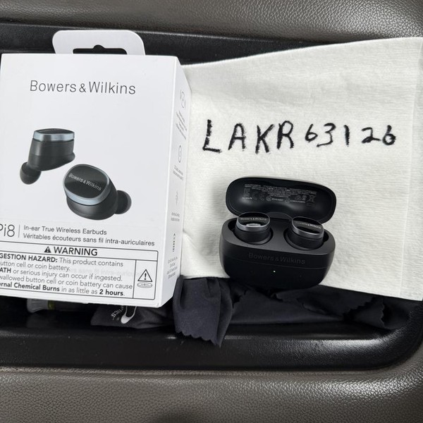 Bowers & Wilkins Pi8 Earbuds - Anthracite Black