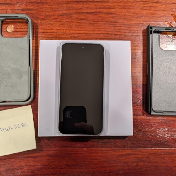 Google Pixel 10 Pro Fold - Unlocked, 256 GB, Moonstone, GU0NP