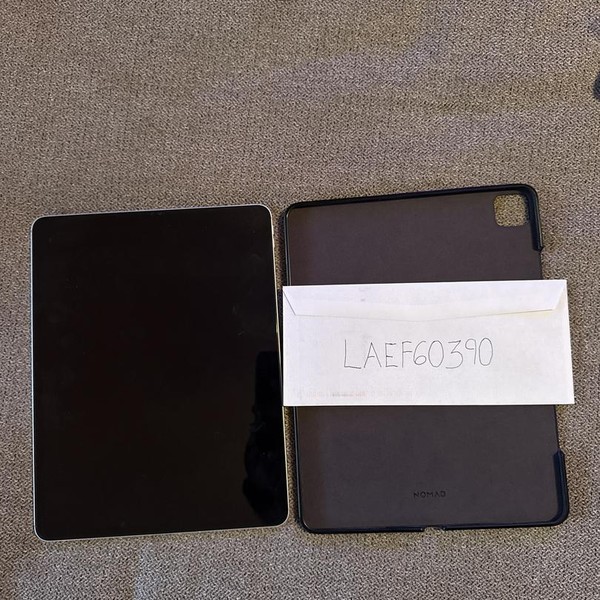 Apple iPad Pro 12.9 inch 4th Gen 2020 - AT&T, 512 GB, Silver, A2069