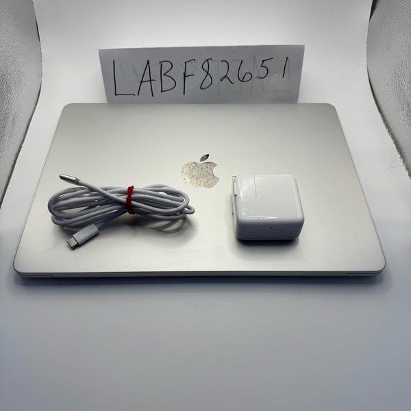 MacBook Air 2025 (M4) - 13 inch - 256 GB, Silver, 16 GB, Apple M4