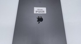 Good
													Apple iPad Pro 12.9" 5th Gen 2021 - Unlocked, Gray, 1 TB, photo 3 of 9